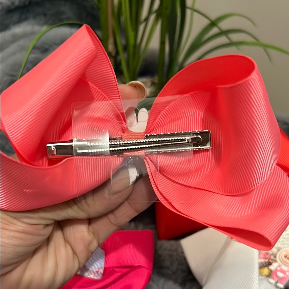 Labubu Character Hair Bow NWT - Picture 3 of 3